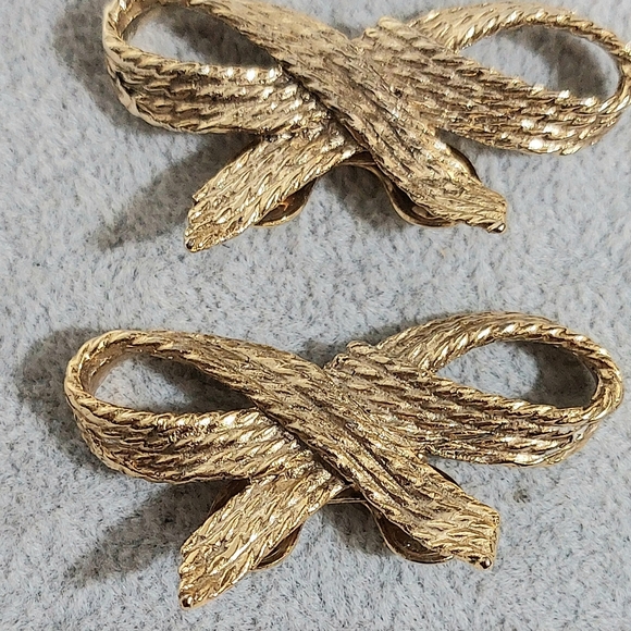 Vintage Musi Bow Gold Tone Shoe Clips - Picture 2 of 5